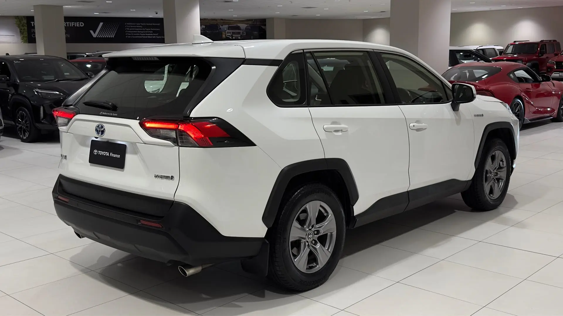 2022 Toyota RAV4 Gallery Image 10