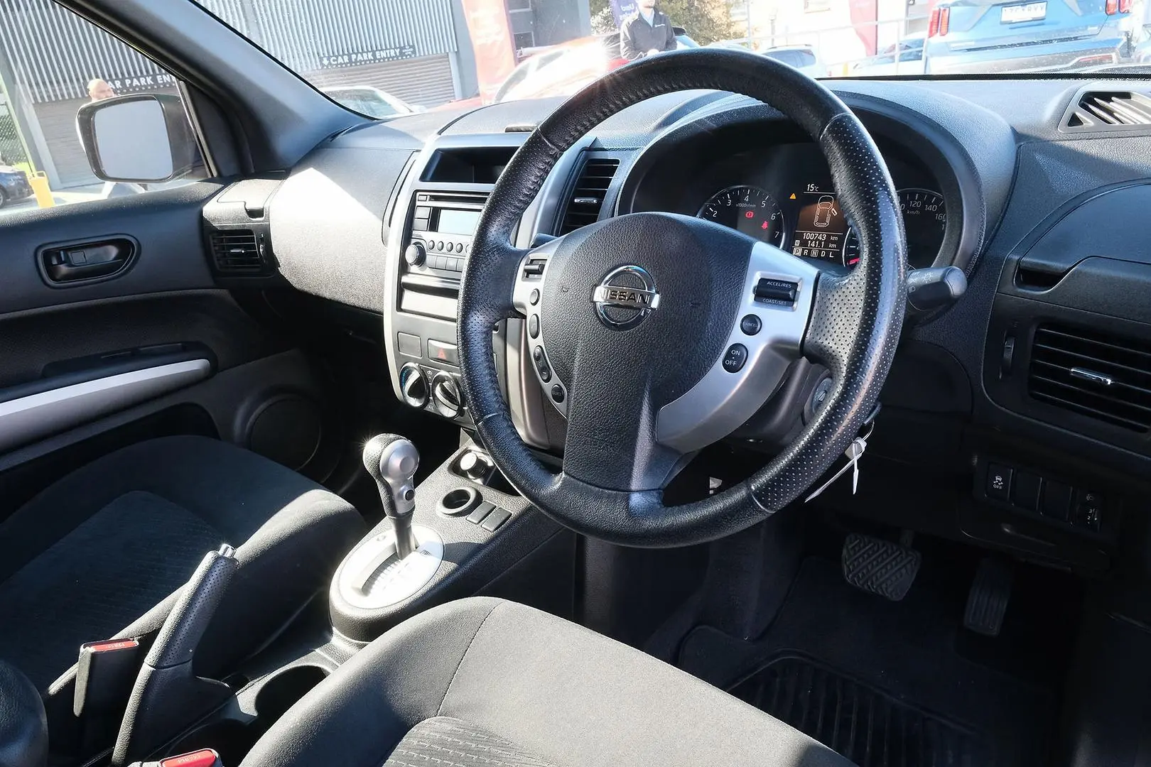 2013 Nissan X-TRAIL Gallery Image 12