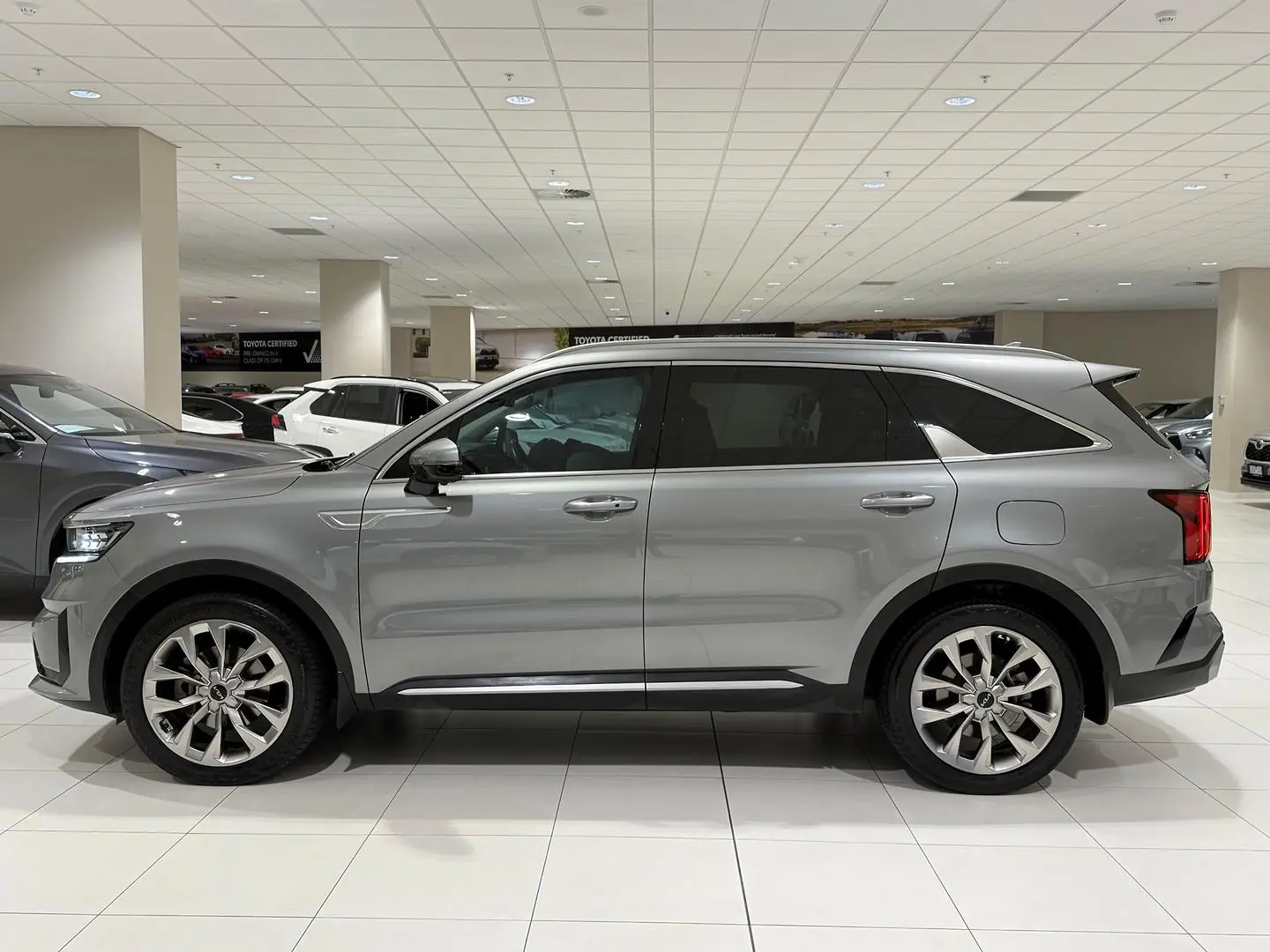 2022 Kia Sorento Gallery Image 6