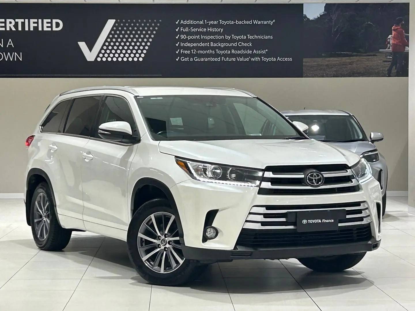 2018 Toyota Kluger Gallery Image 1