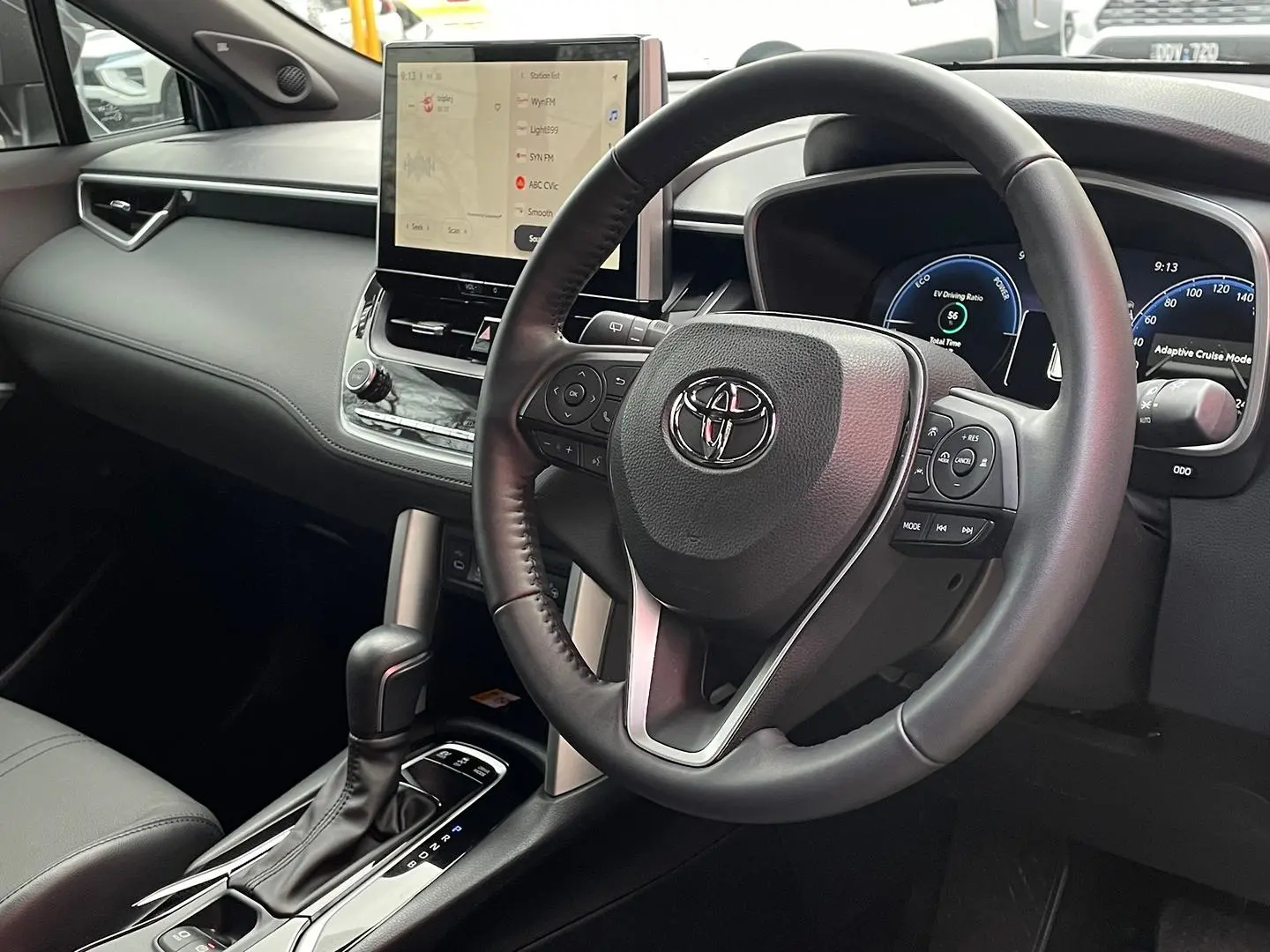 2024 Toyota Corolla Cross Gallery Image 12
