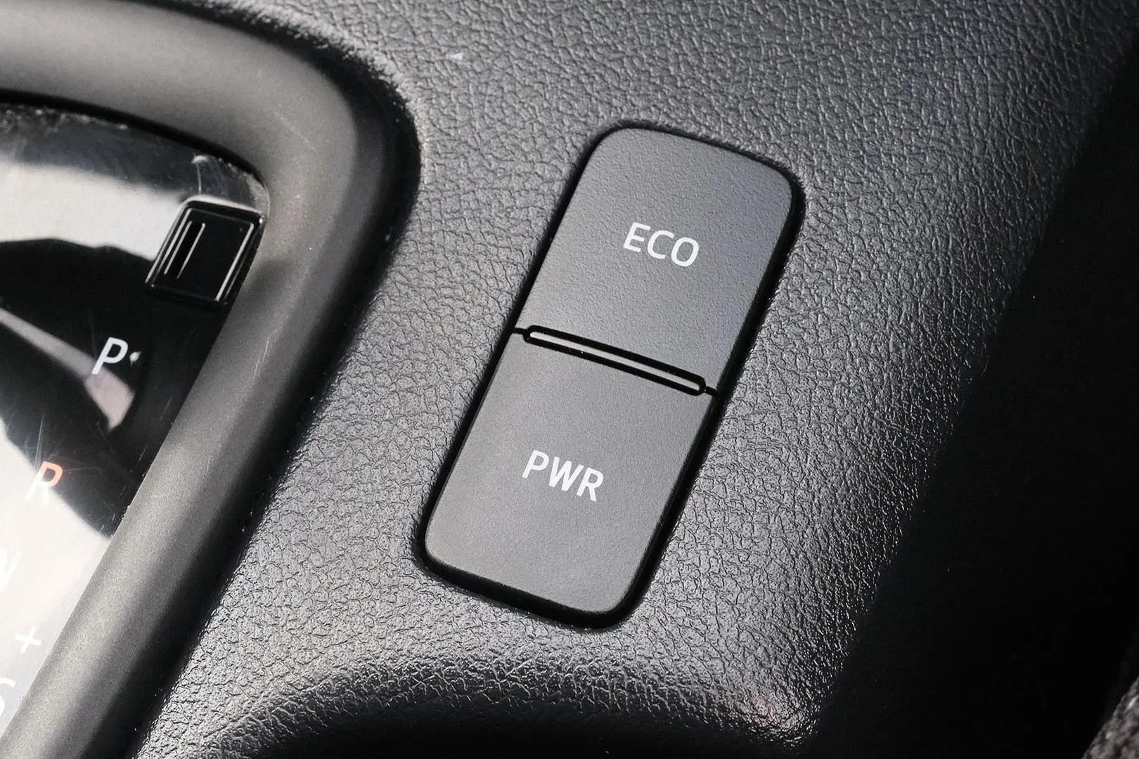 2023 Toyota Hilux Gallery Image 18