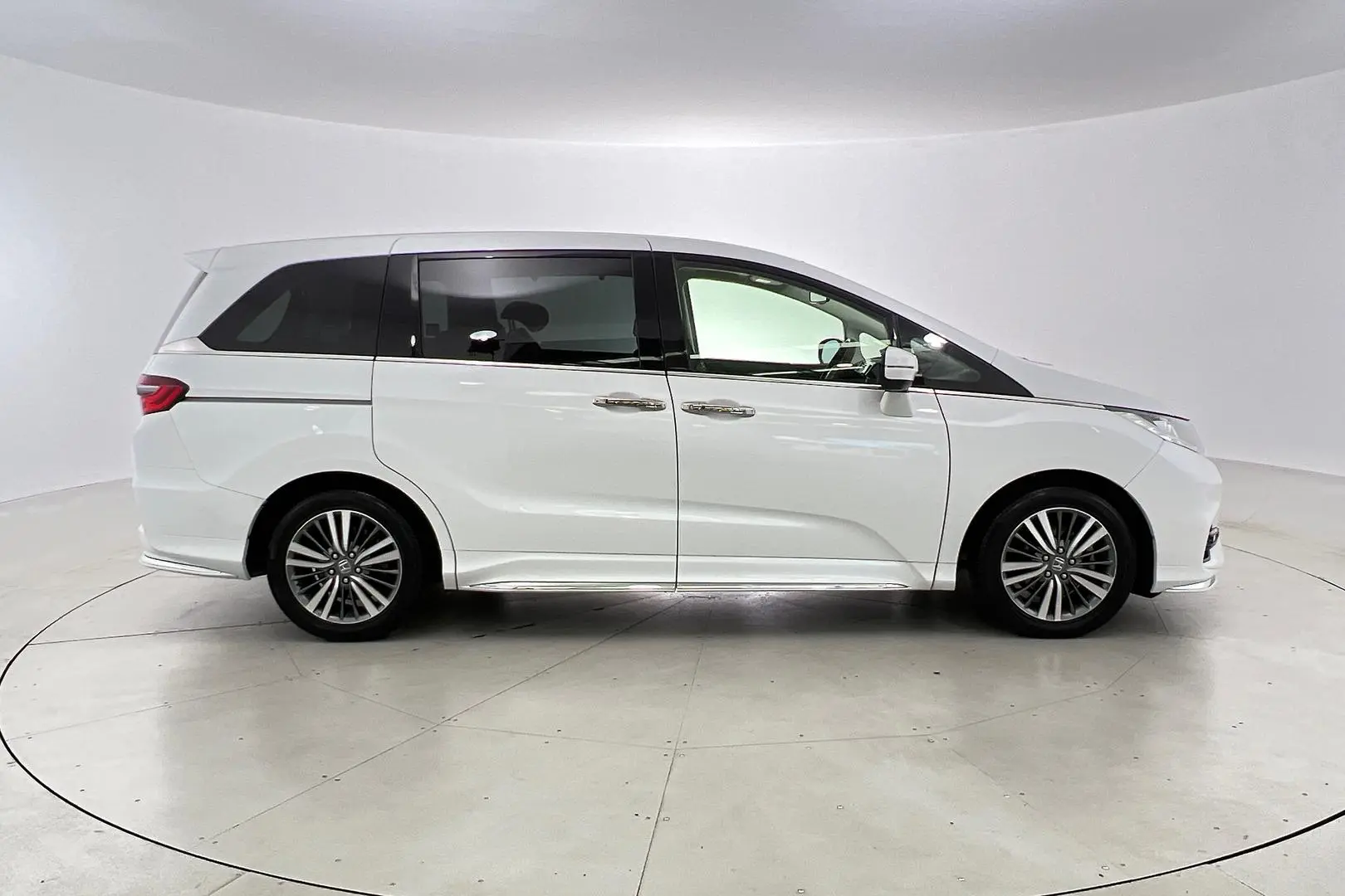 2019 Honda Odyssey Gallery Image 5