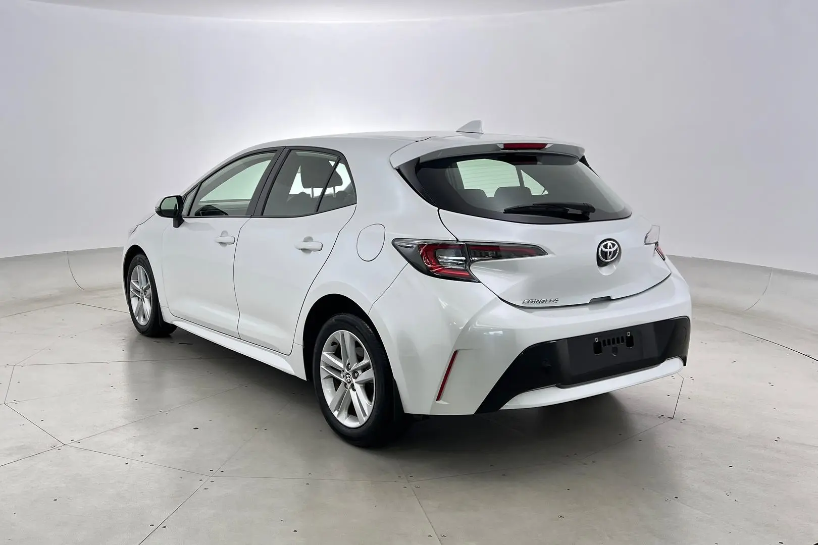 2021 Toyota Corolla Gallery Image 6