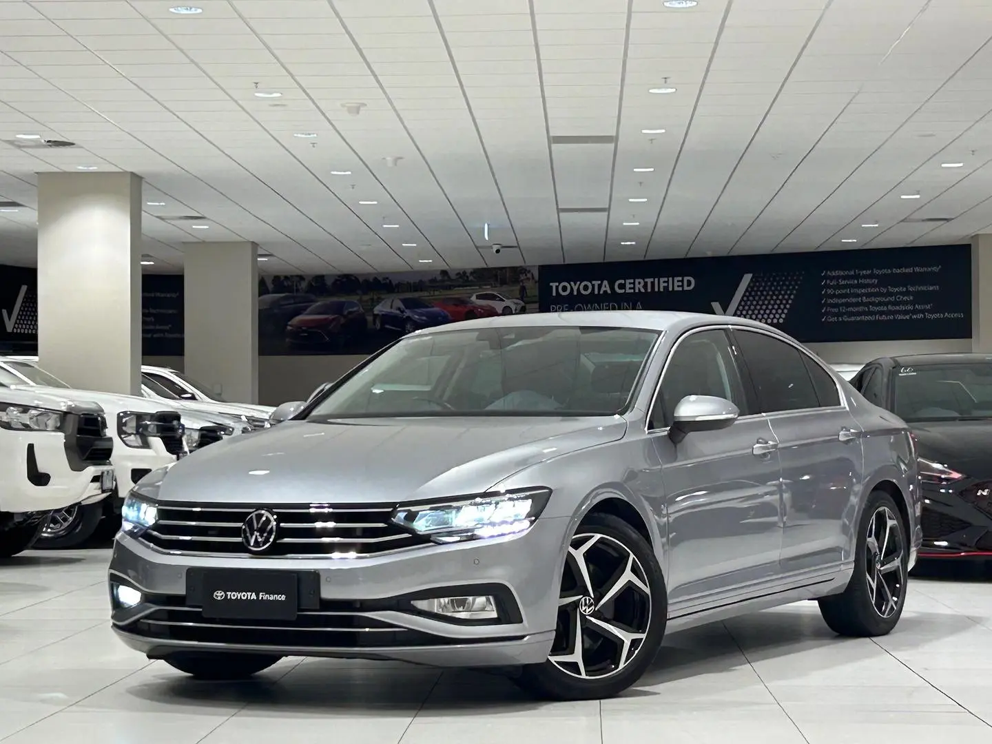 2022 Volkswagen Passat Gallery Image 5