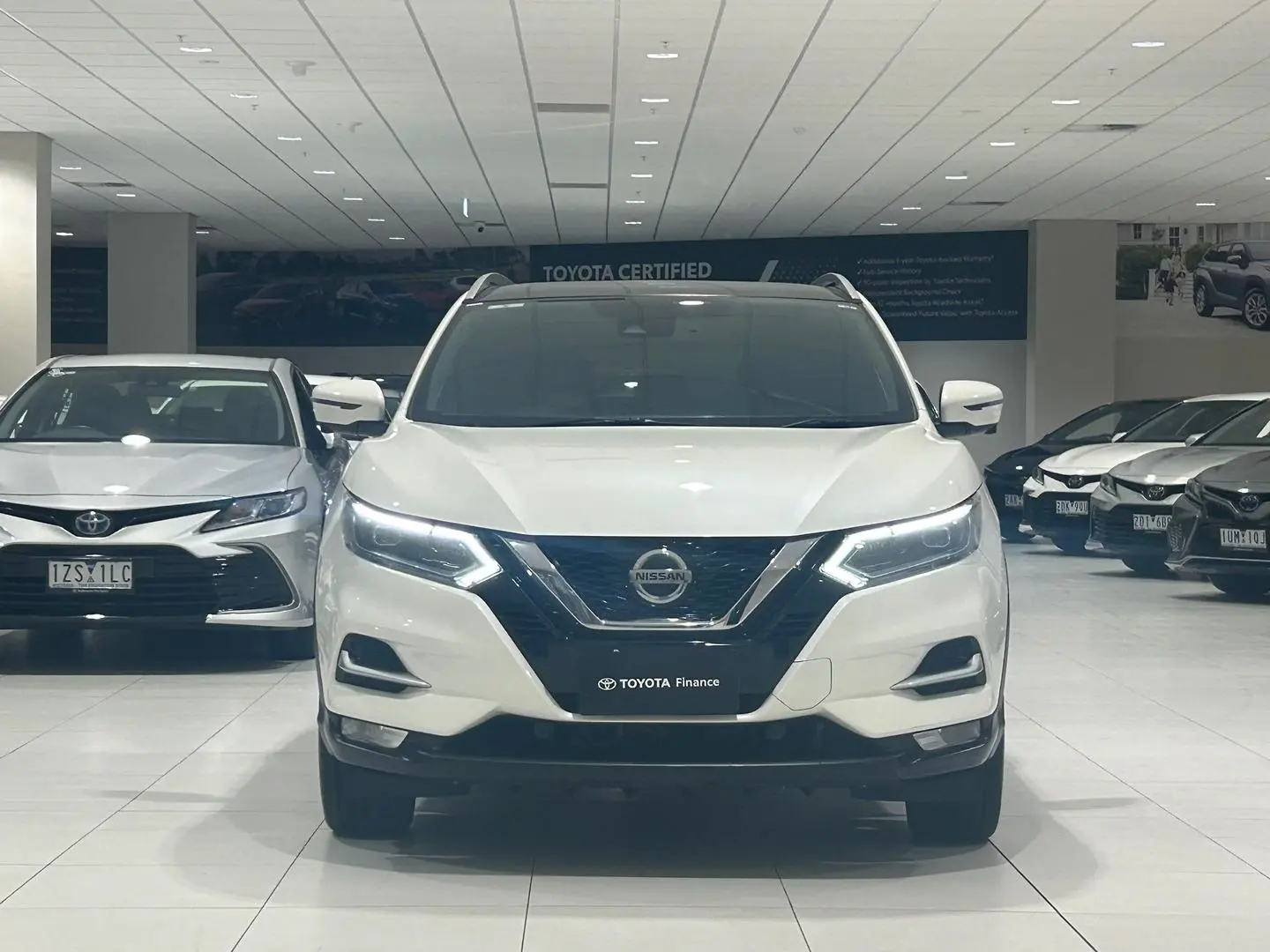 2020 Nissan QASHQAI Gallery Image 4