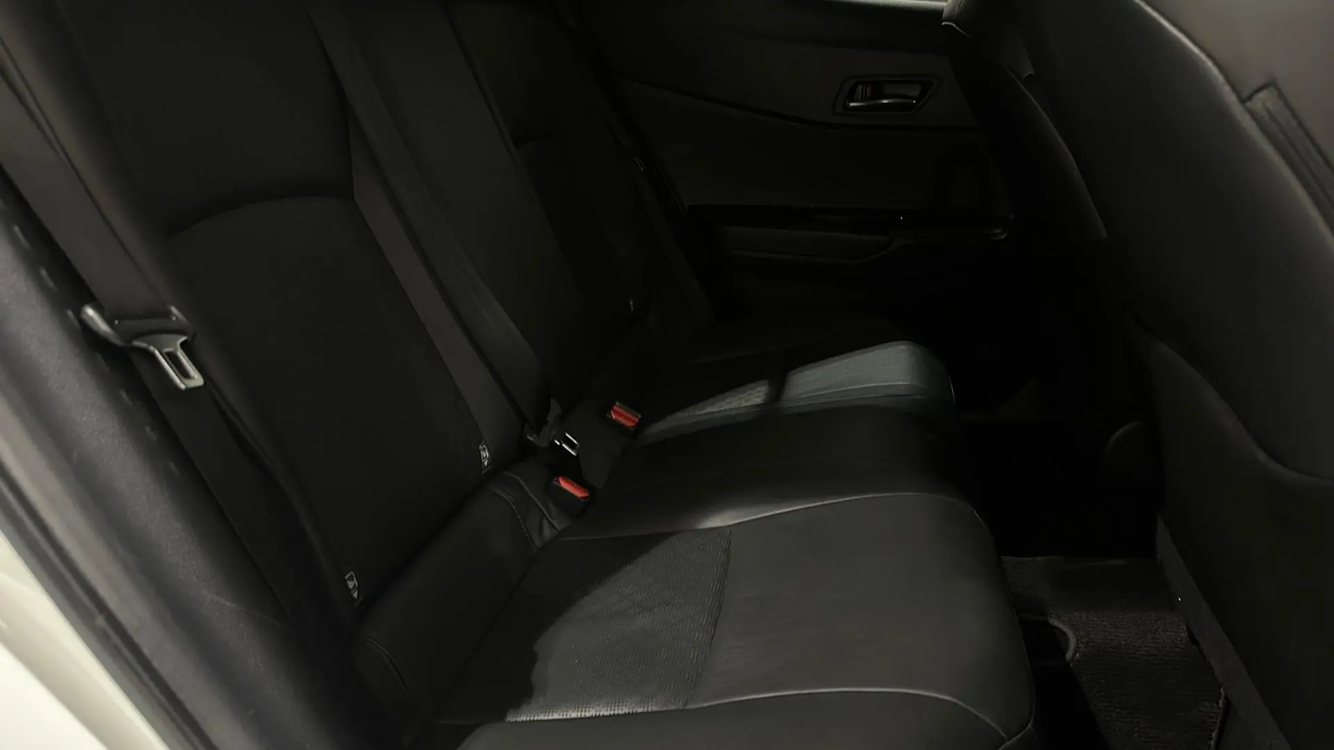2022 Toyota C-HR Gallery Image 19