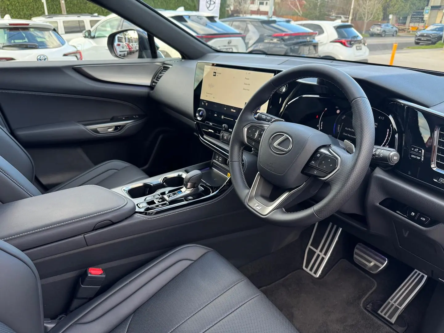 2024 Lexus NX Gallery Image 13