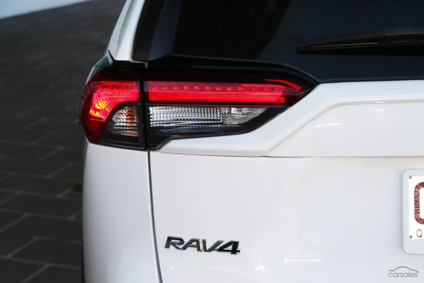 2020 Toyota RAV4 Image 18