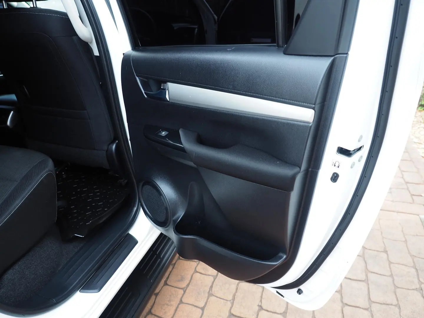 2022 Toyota Hilux Gallery Image 24