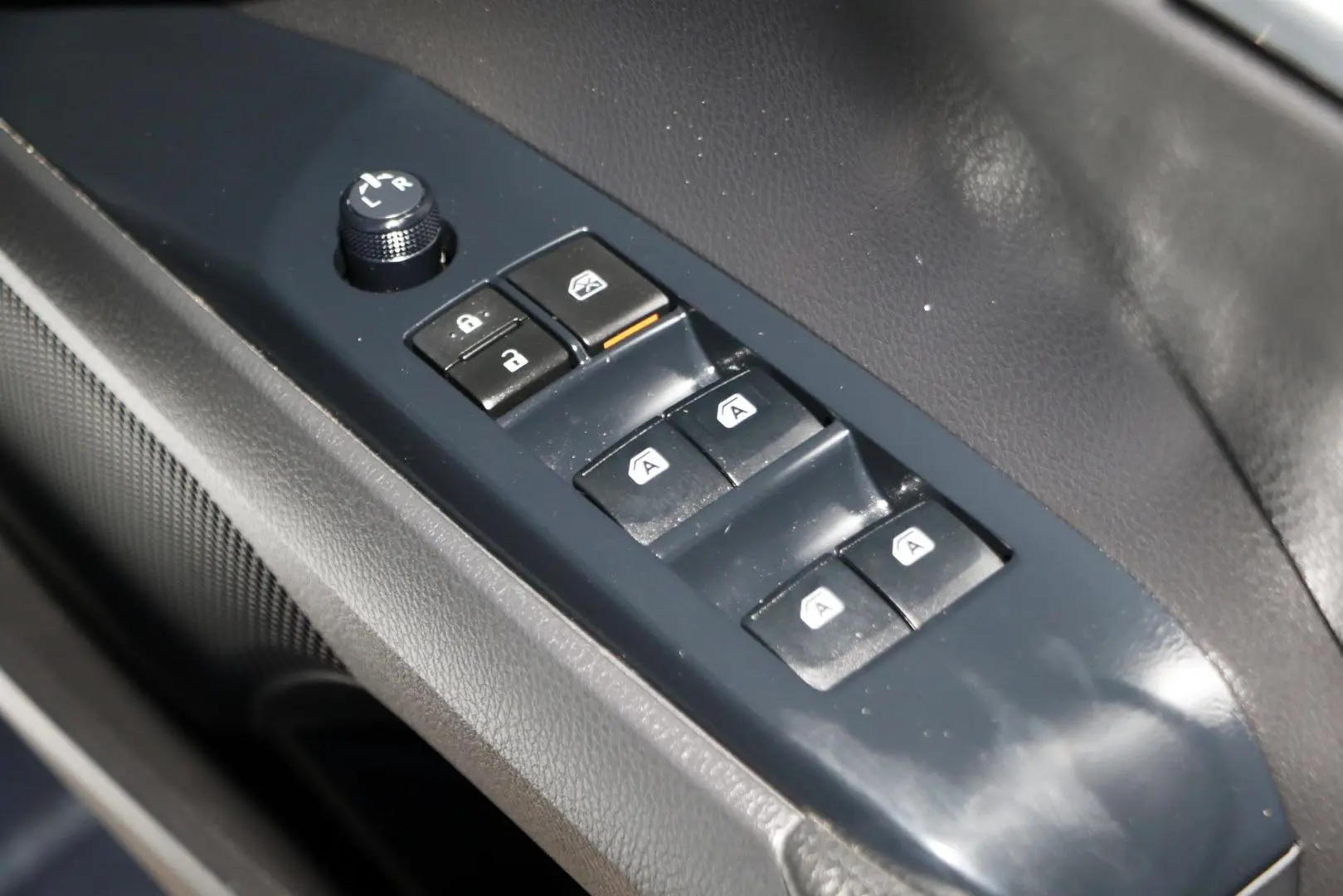2021 Toyota Camry Gallery Image 19