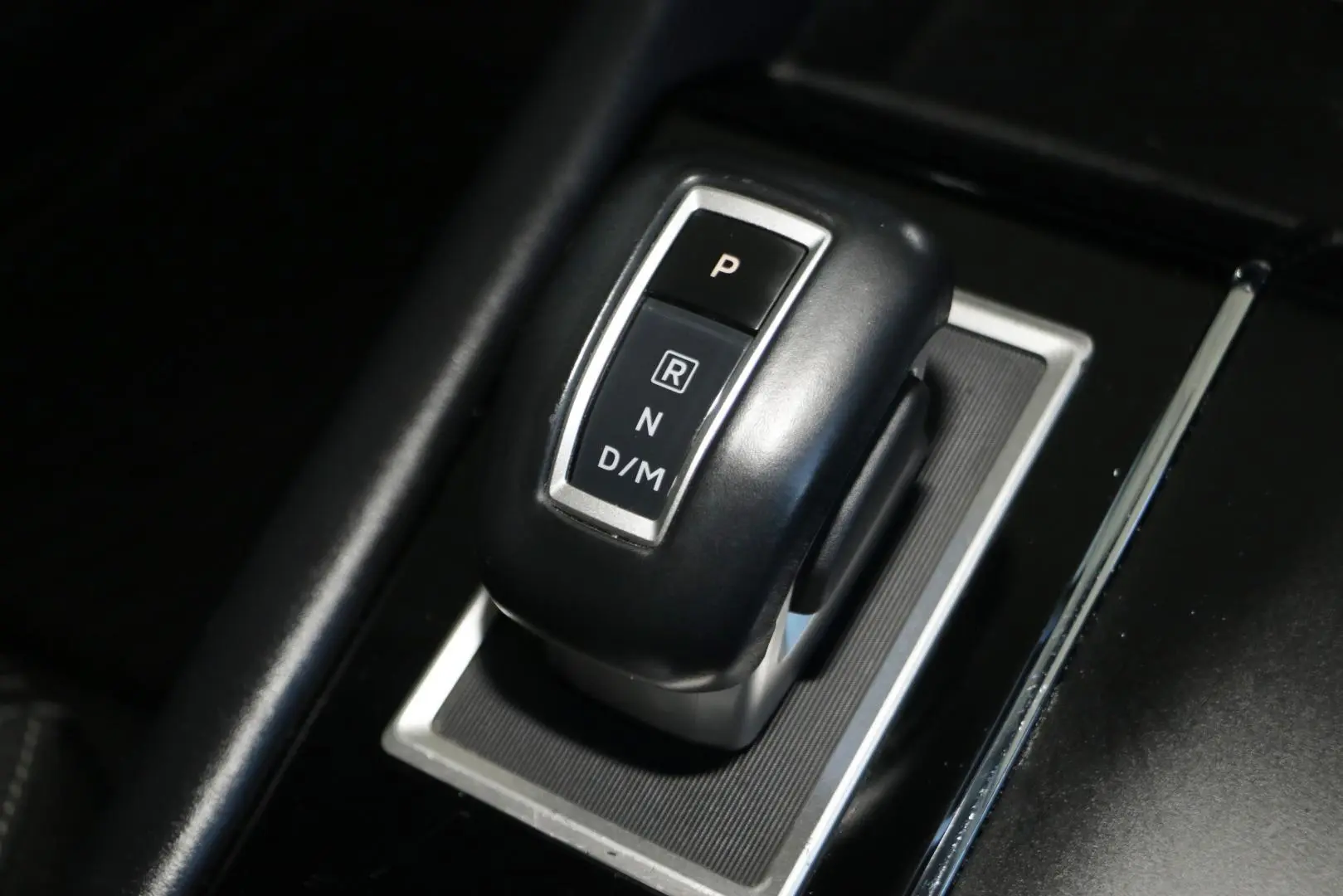 2024 Mitsubishi Outlander Gallery Image 15