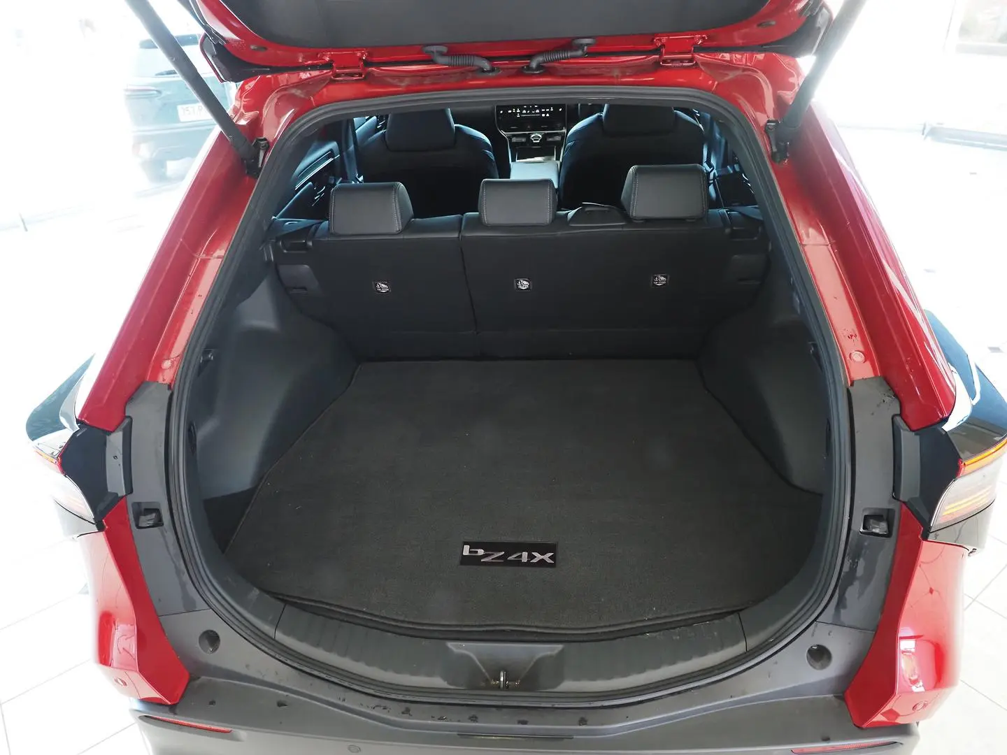 2024 Toyota bZ4X Gallery Image 14