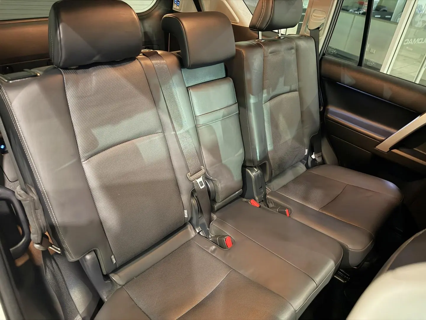 2022 Toyota Landcruiser Prado Gallery Image 17