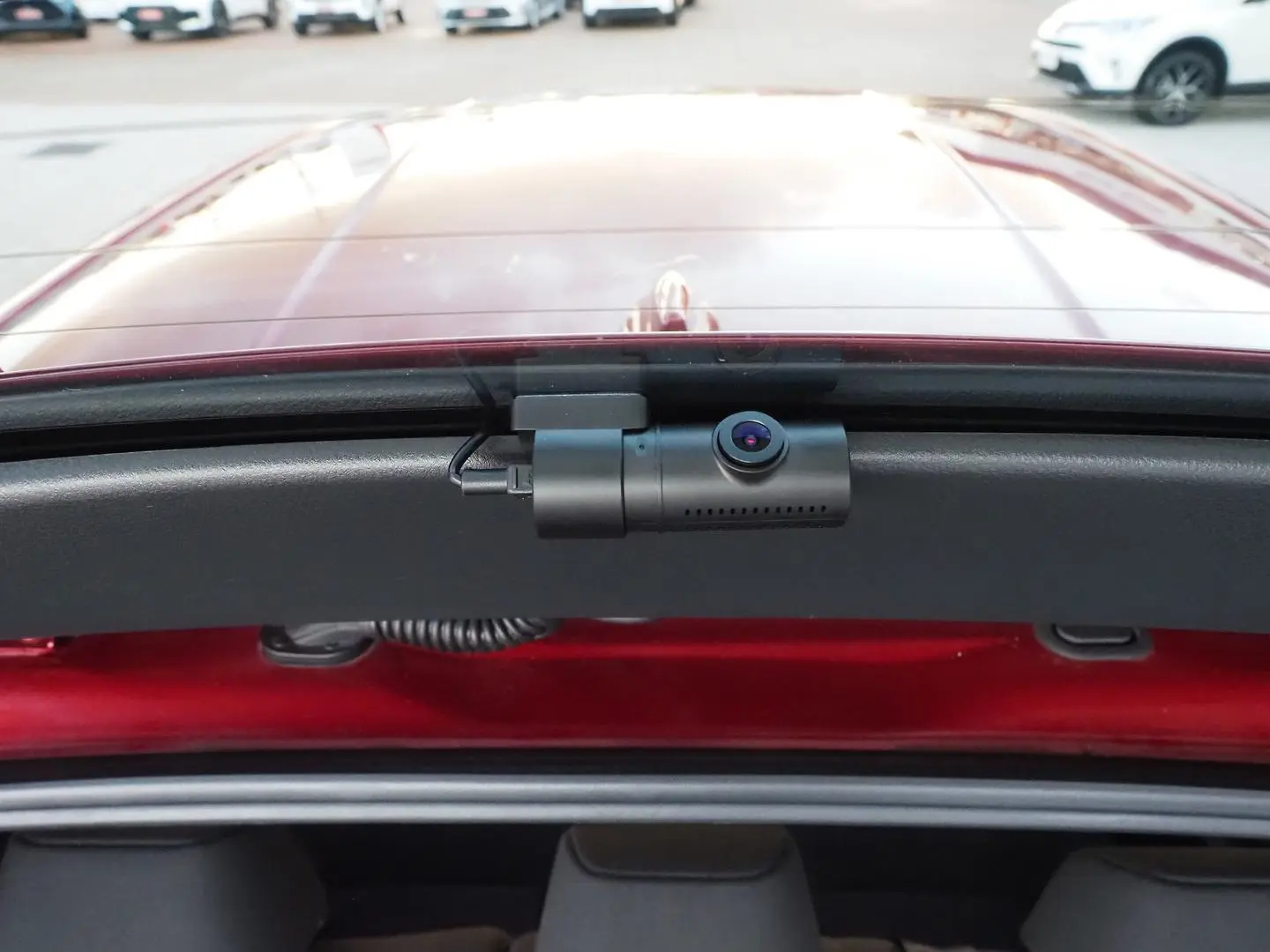 2019 Toyota C-HR Gallery Image 13