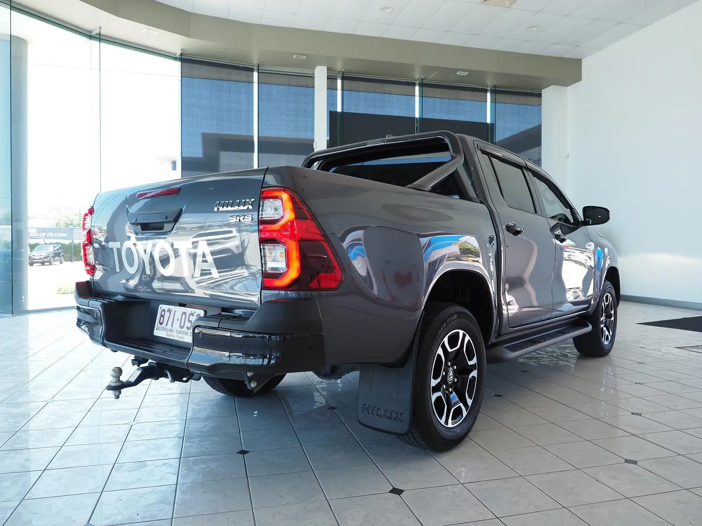 2024 Toyota Hilux Gallery Image 7