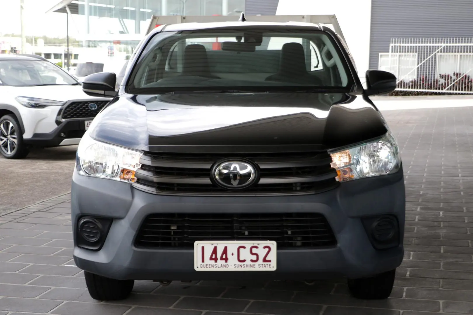 2021 Toyota Hilux Gallery Image 2