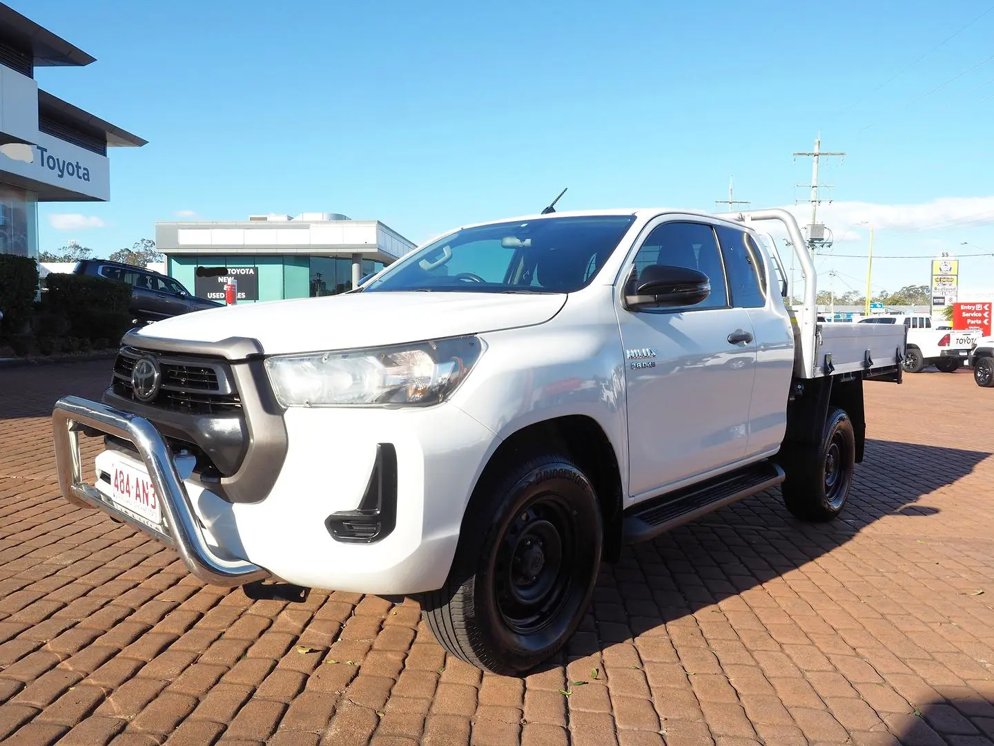 2020 Toyota Hilux Gallery Image 11