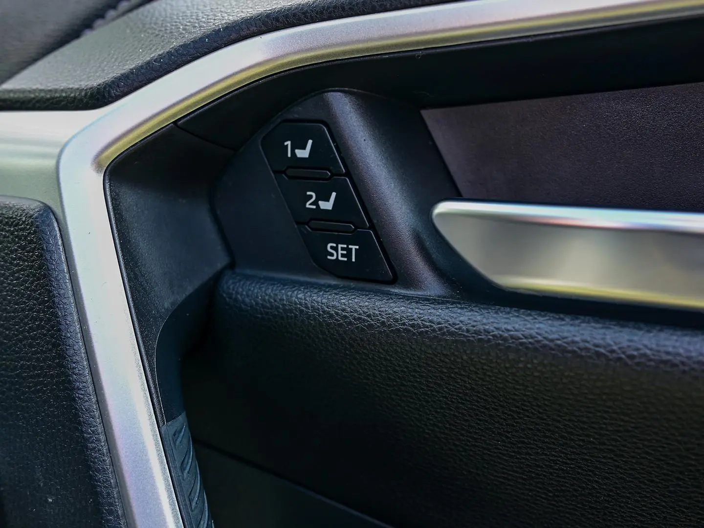 2022 Toyota RAV4 Gallery Image 21