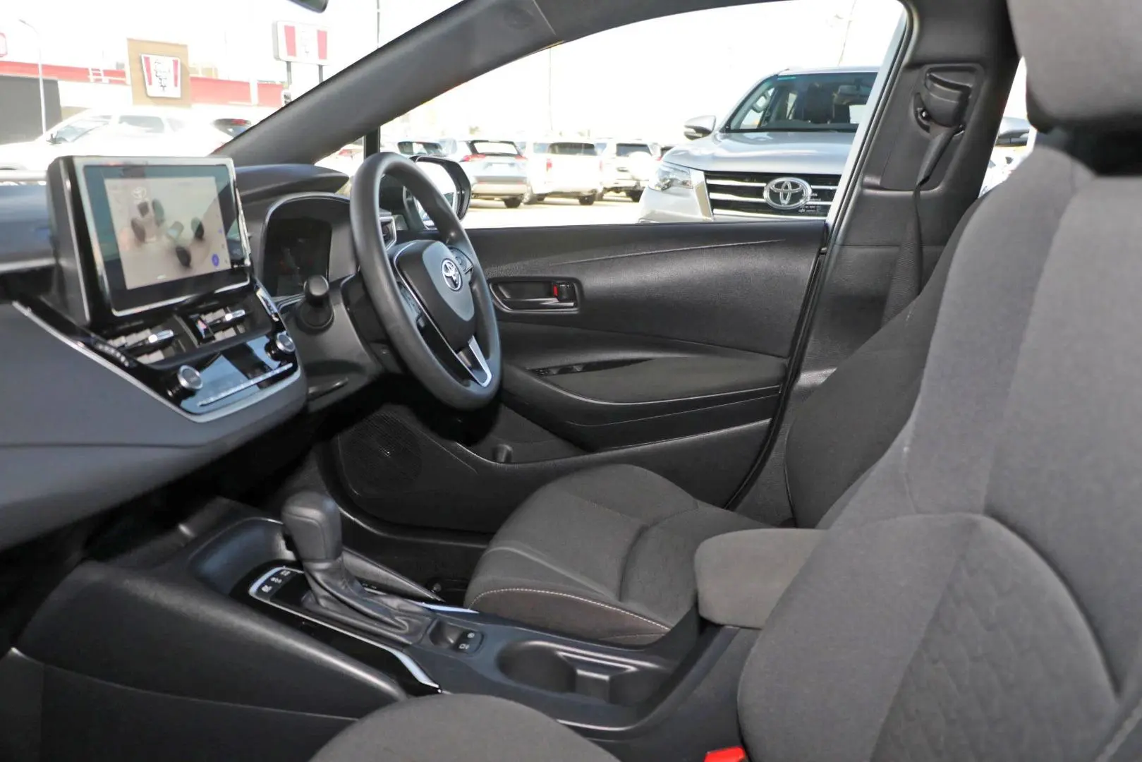 2025 Toyota Corolla Gallery Image 9