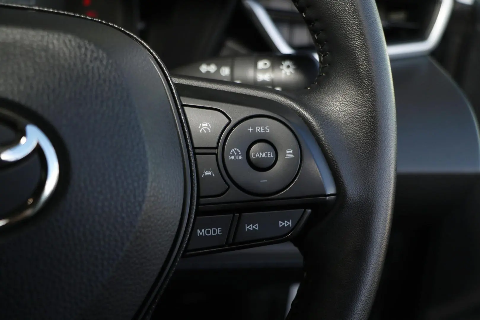 2025 Toyota Corolla Gallery Image 18