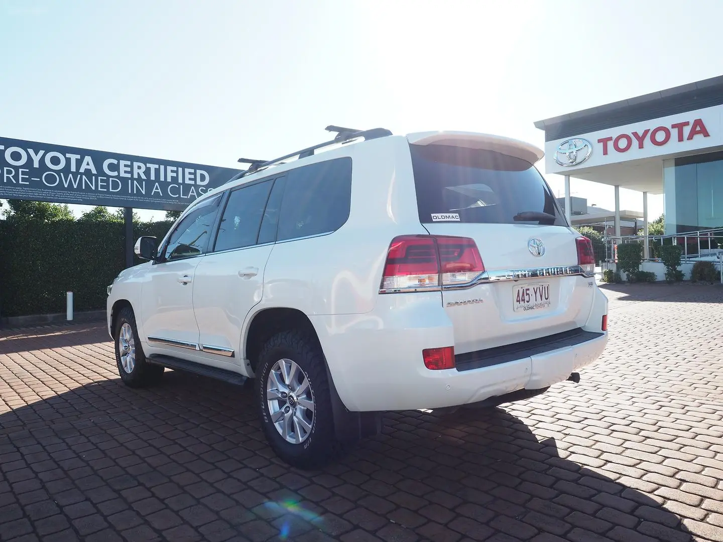 2019 Toyota Landcruiser Gallery Image 9