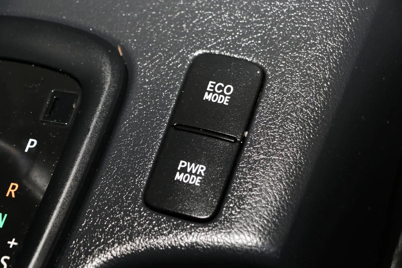2021 Toyota Hilux Gallery Image 14