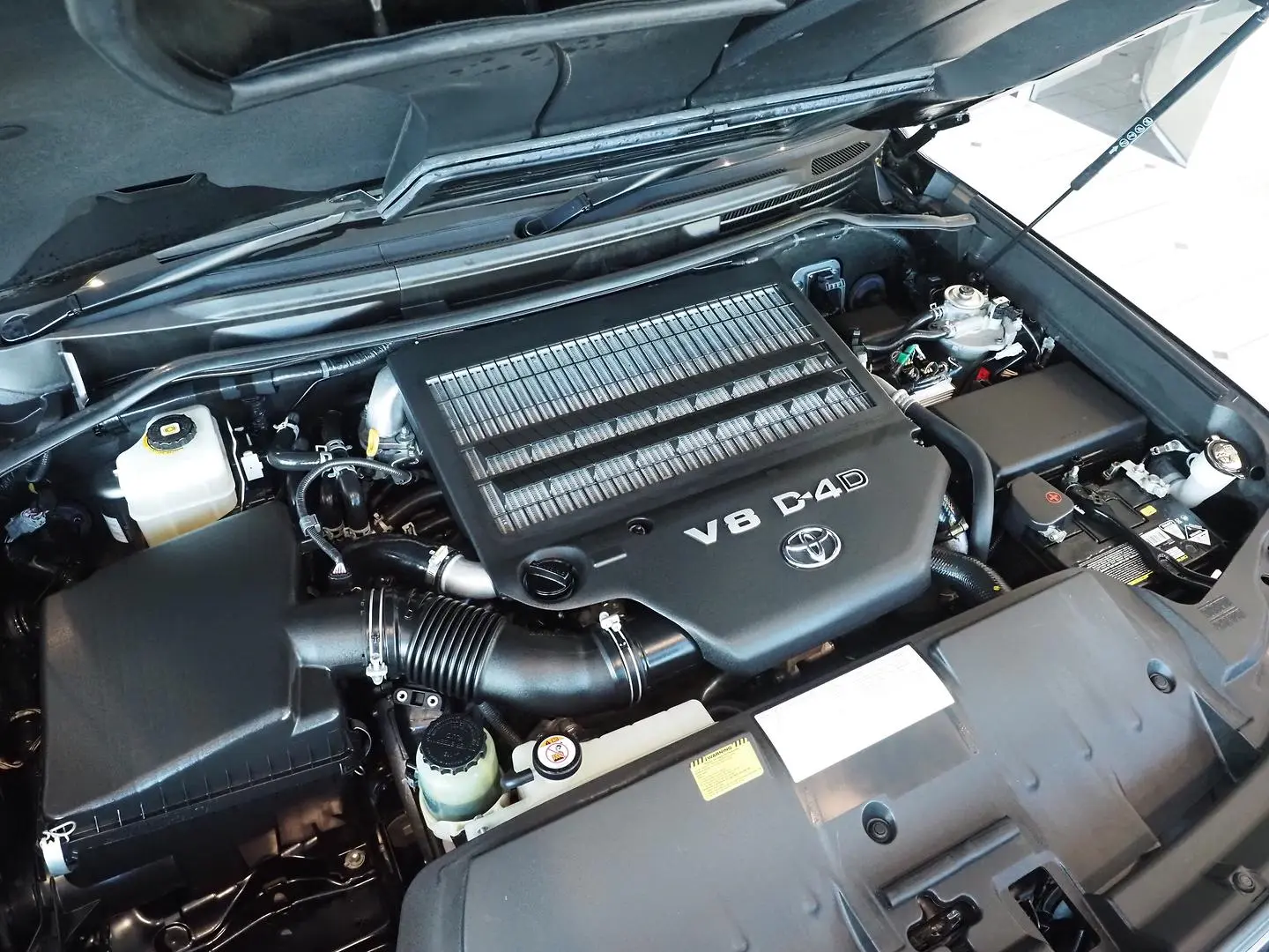 2021 Toyota Landcruiser Gallery Image 5