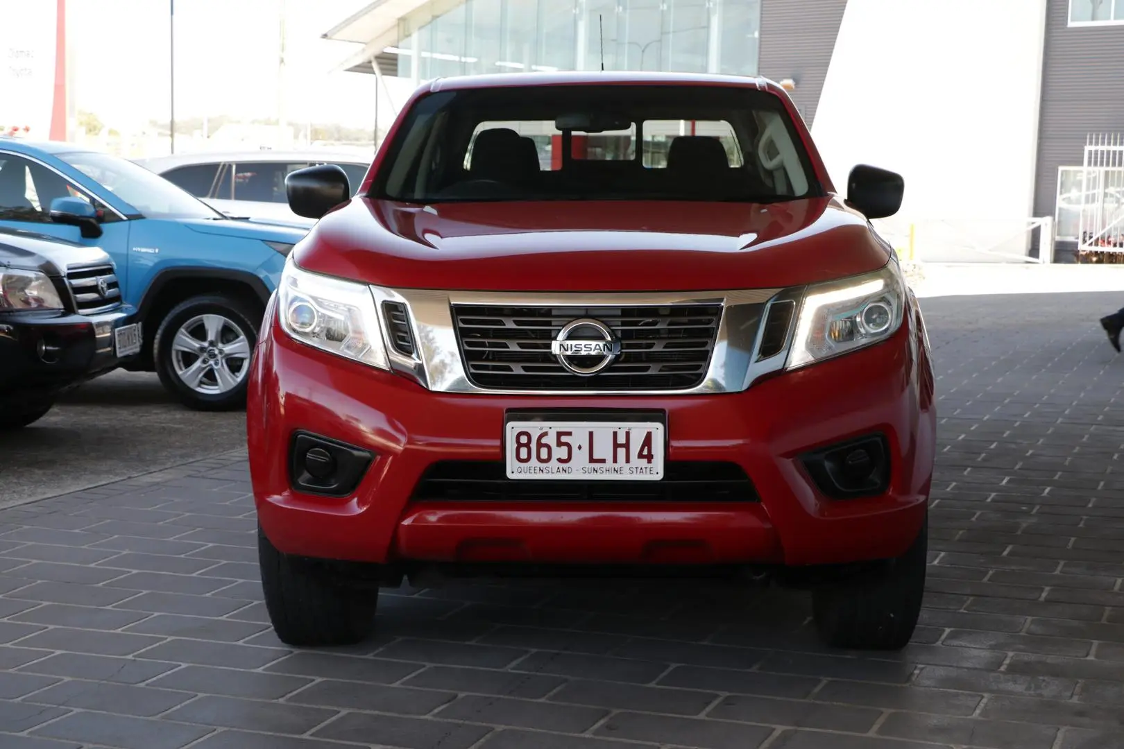 2017 Nissan Navara Image 3