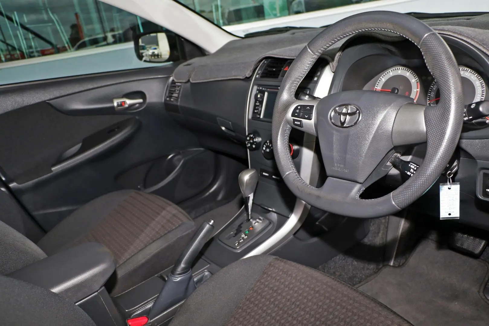 2013 Toyota Corolla Gallery Image 6