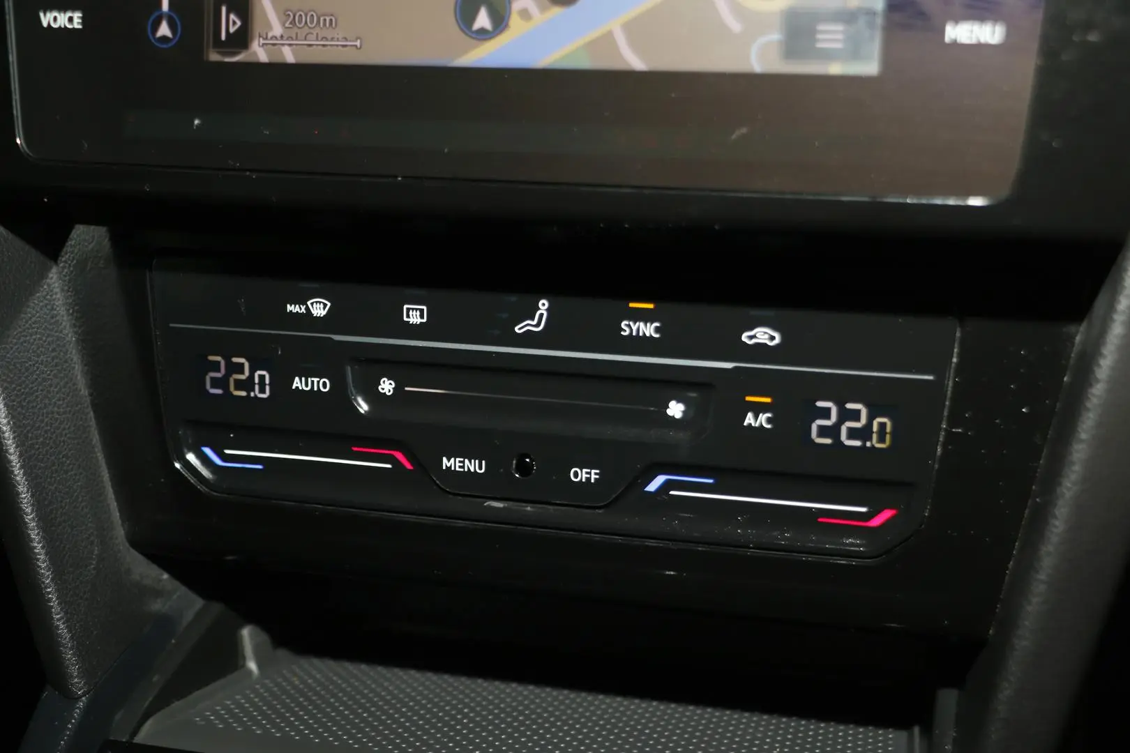 2022 Volkswagen Passat Gallery Image 18