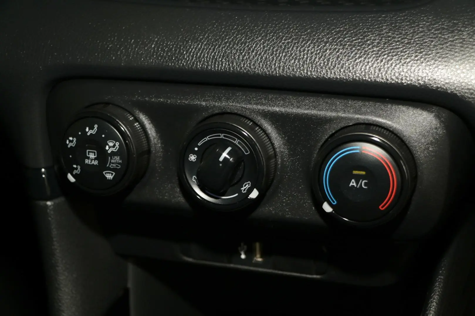 2023 Toyota Yaris Gallery Image 18