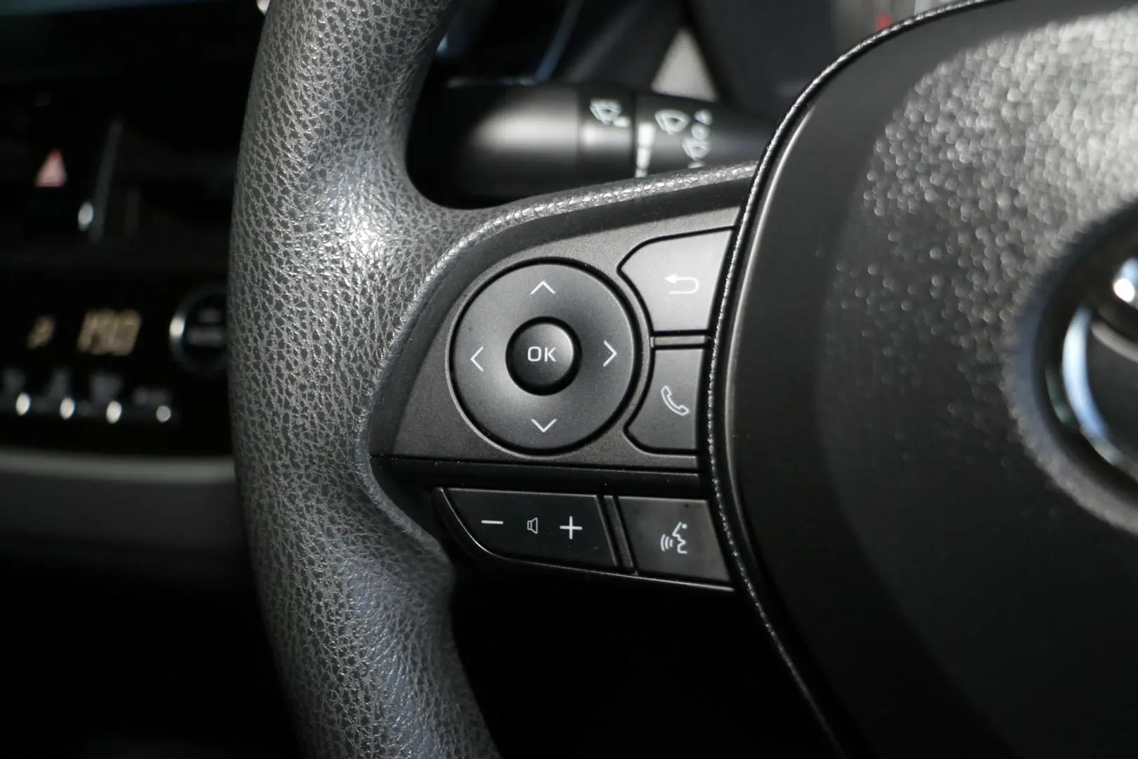 2021 Toyota Corolla Gallery Image 19