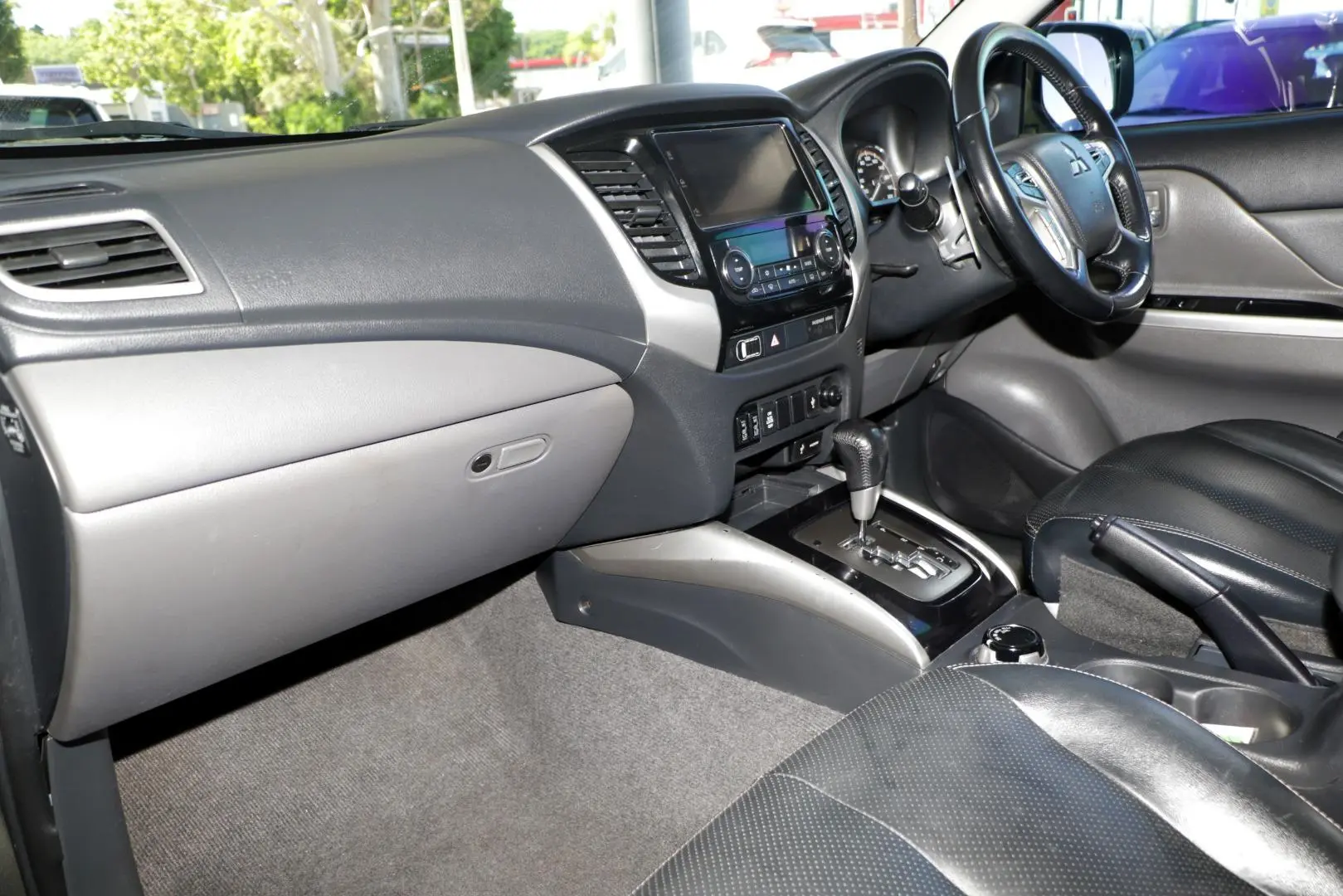 2018 Mitsubishi Triton Gallery Image 7