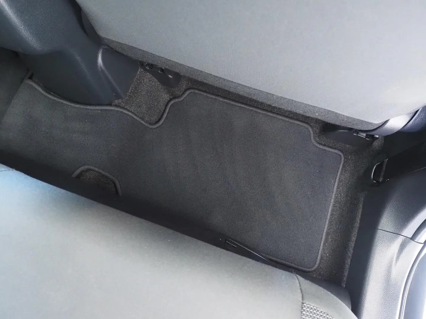 2024 Toyota Yaris Cross Gallery Image 17