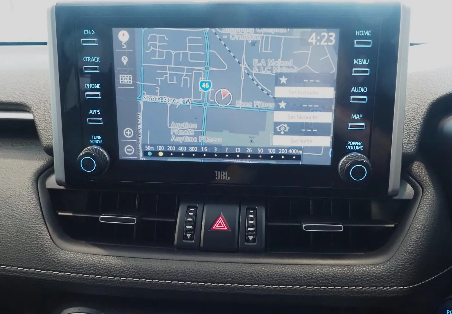 2021 Toyota RAV4 Gallery Image 32