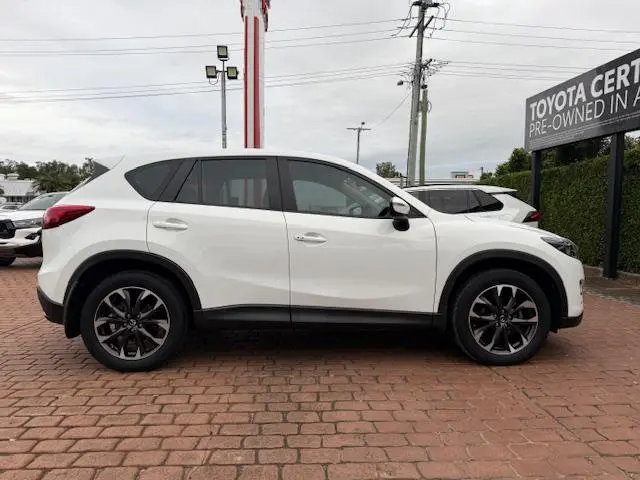 2015 Mazda CX-5 Gallery Image 2