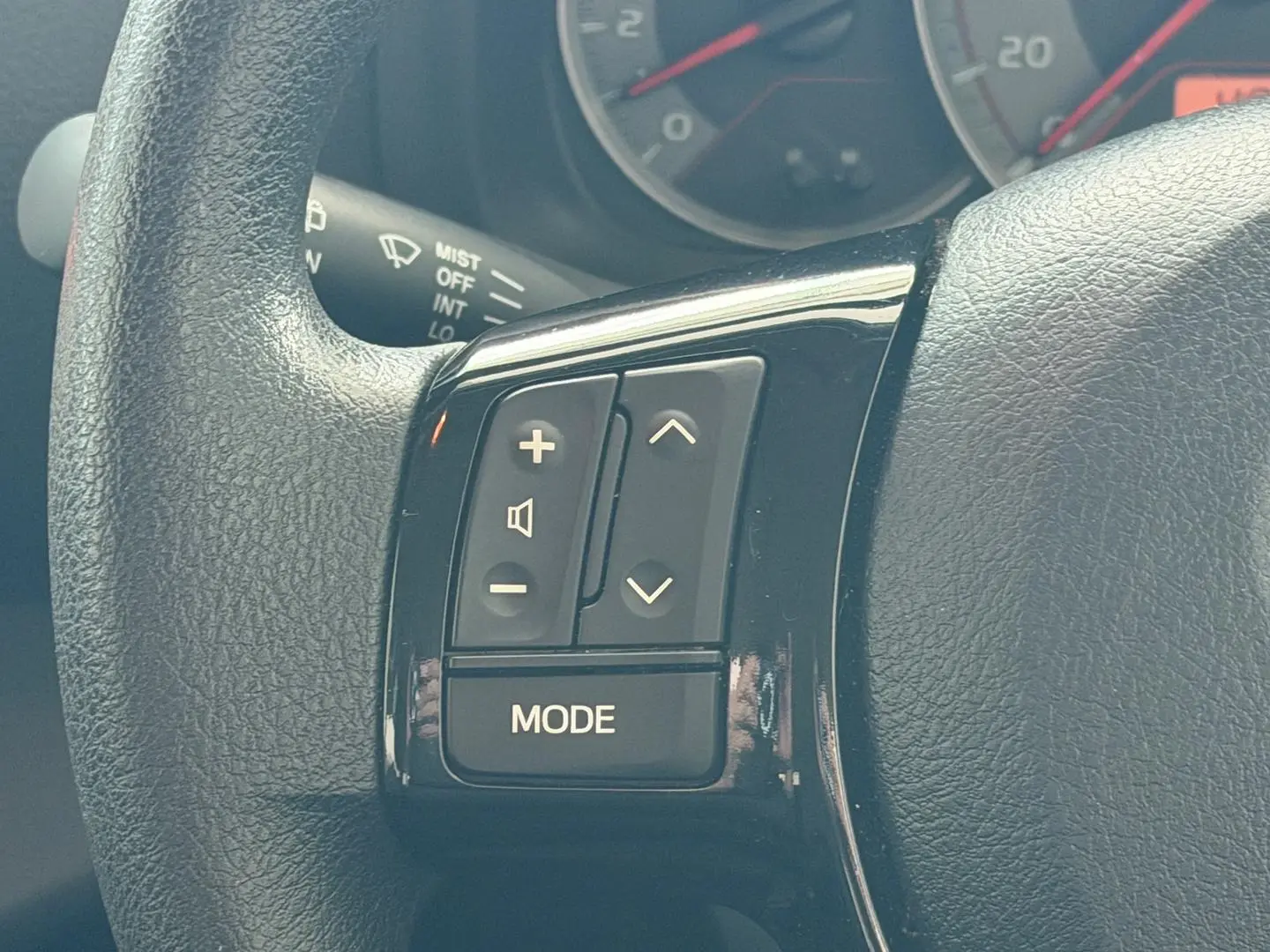 2017 Toyota Yaris Gallery Image 17