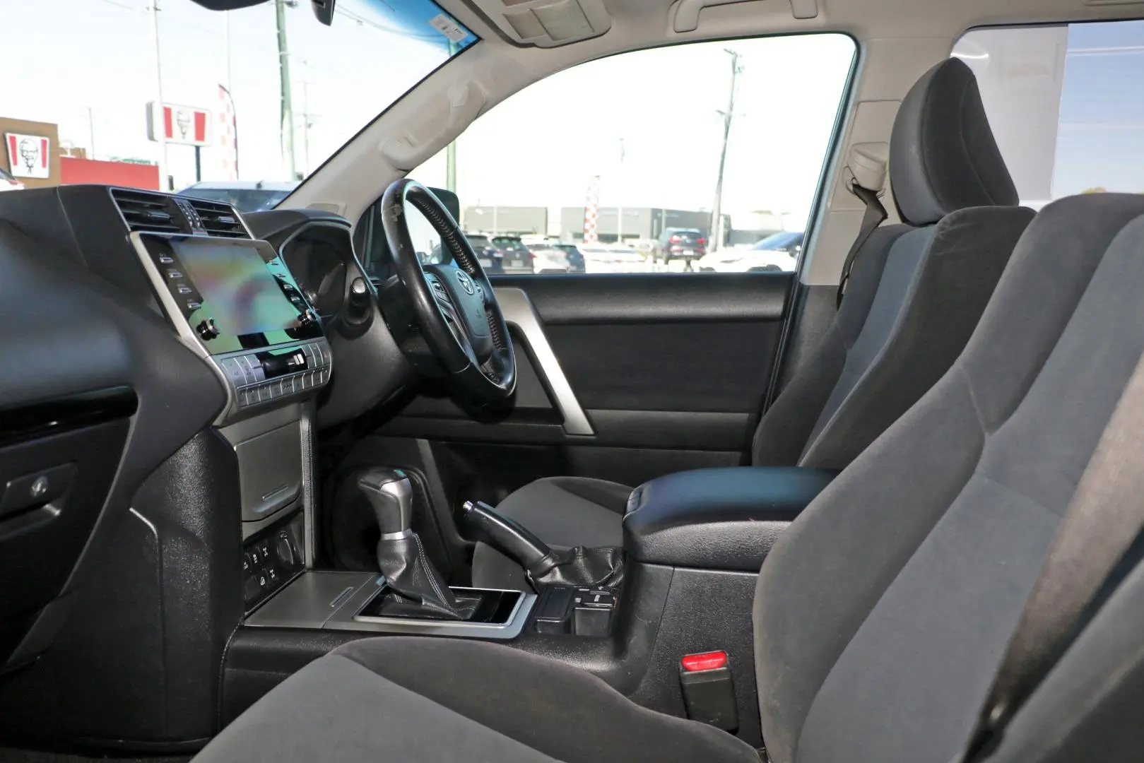 2021 Toyota Landcruiser Prado Gallery Image 8