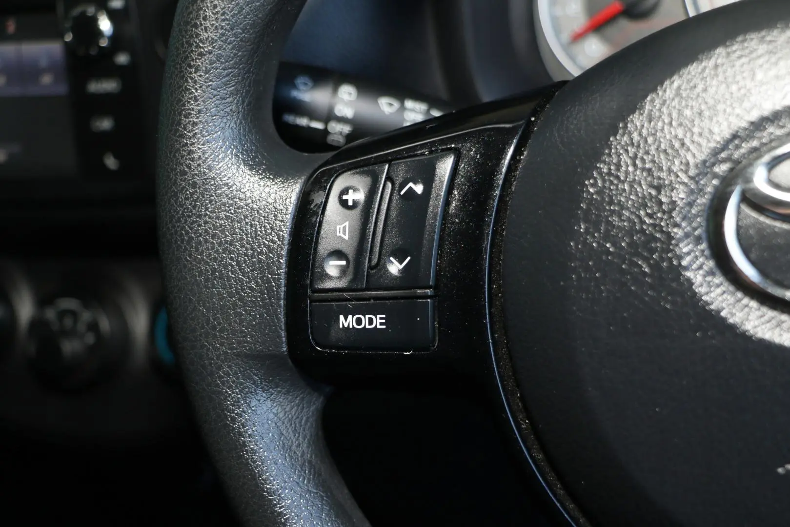 2019 Toyota Yaris Gallery Image 16