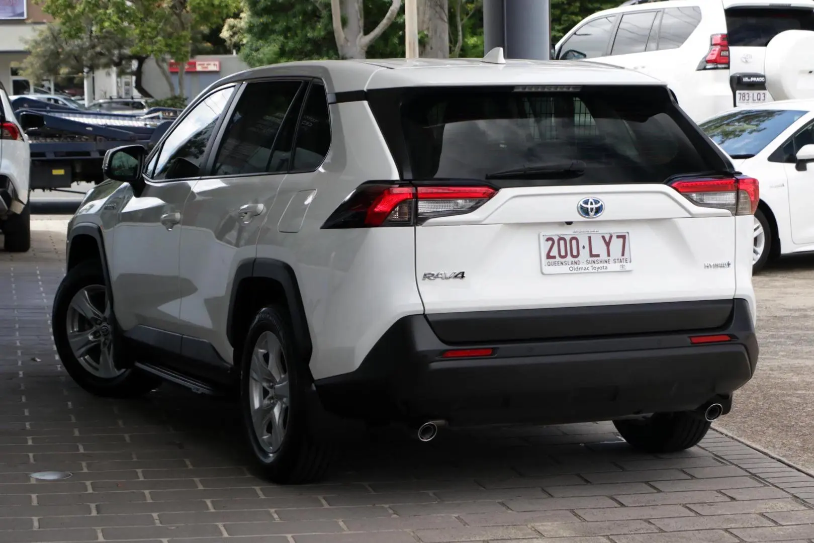 2020 Toyota Rav4 Gallery Image 2