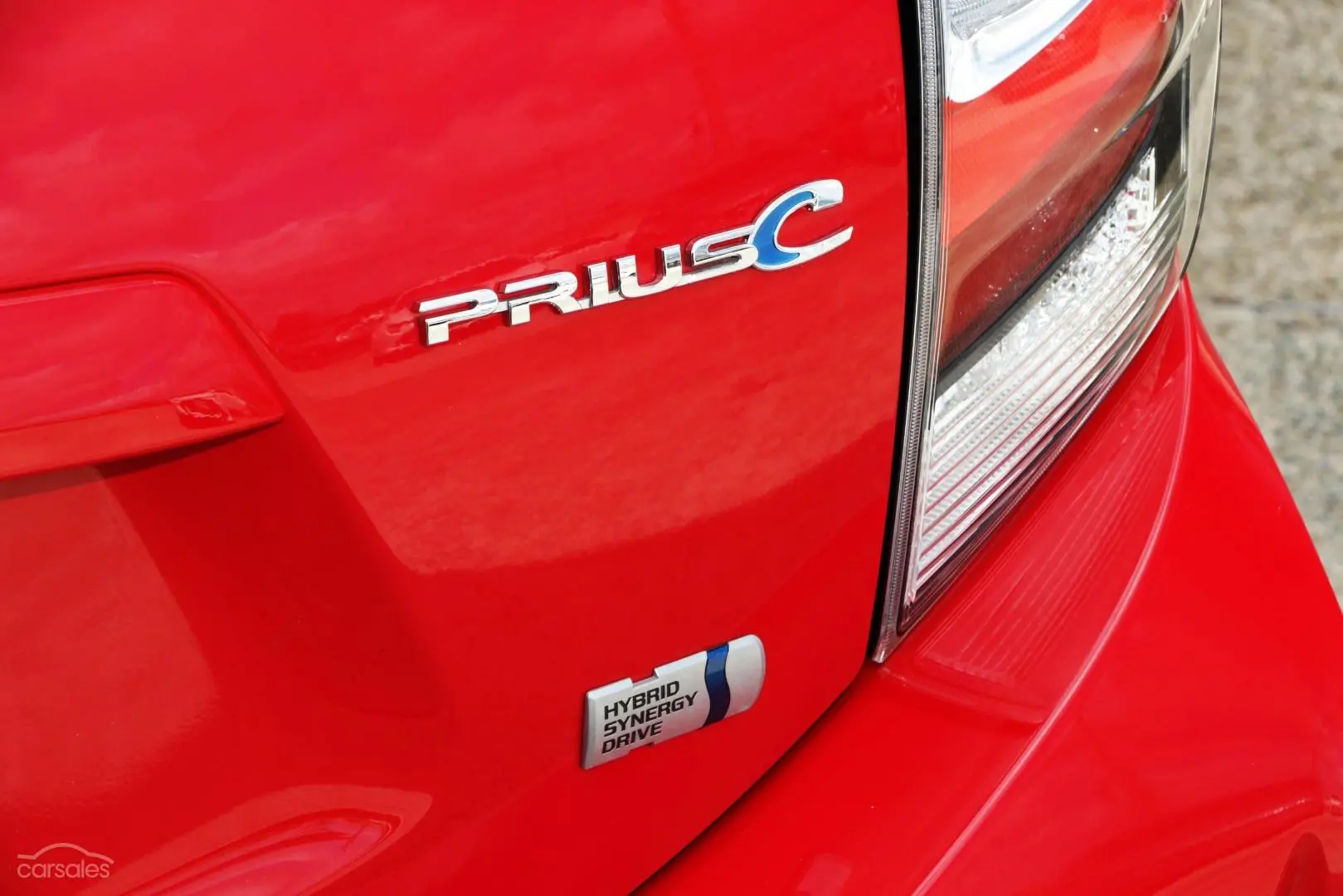 2018 Toyota Prius C Image 22