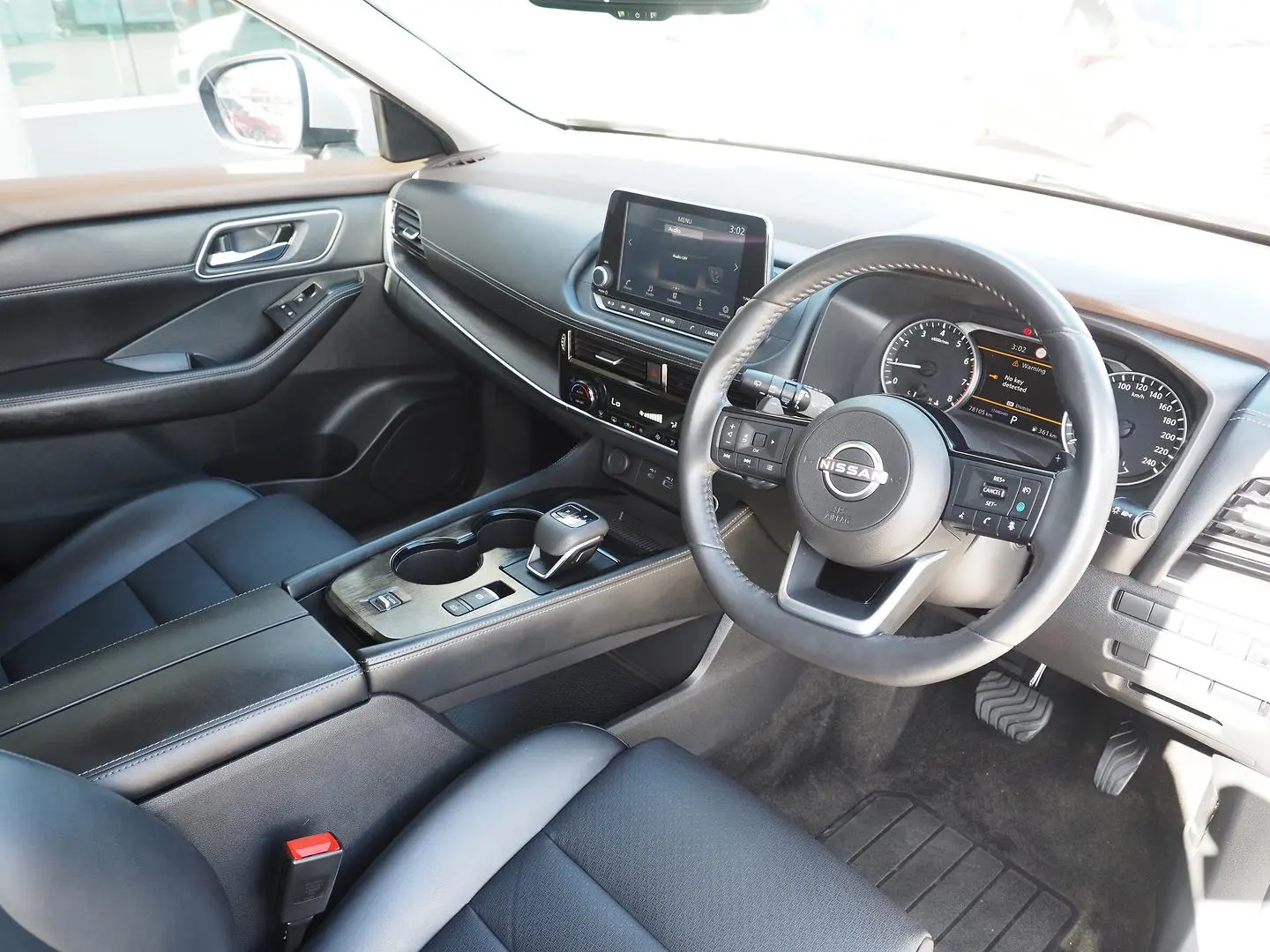 2022 Nissan X-TRAIL Gallery Image 11