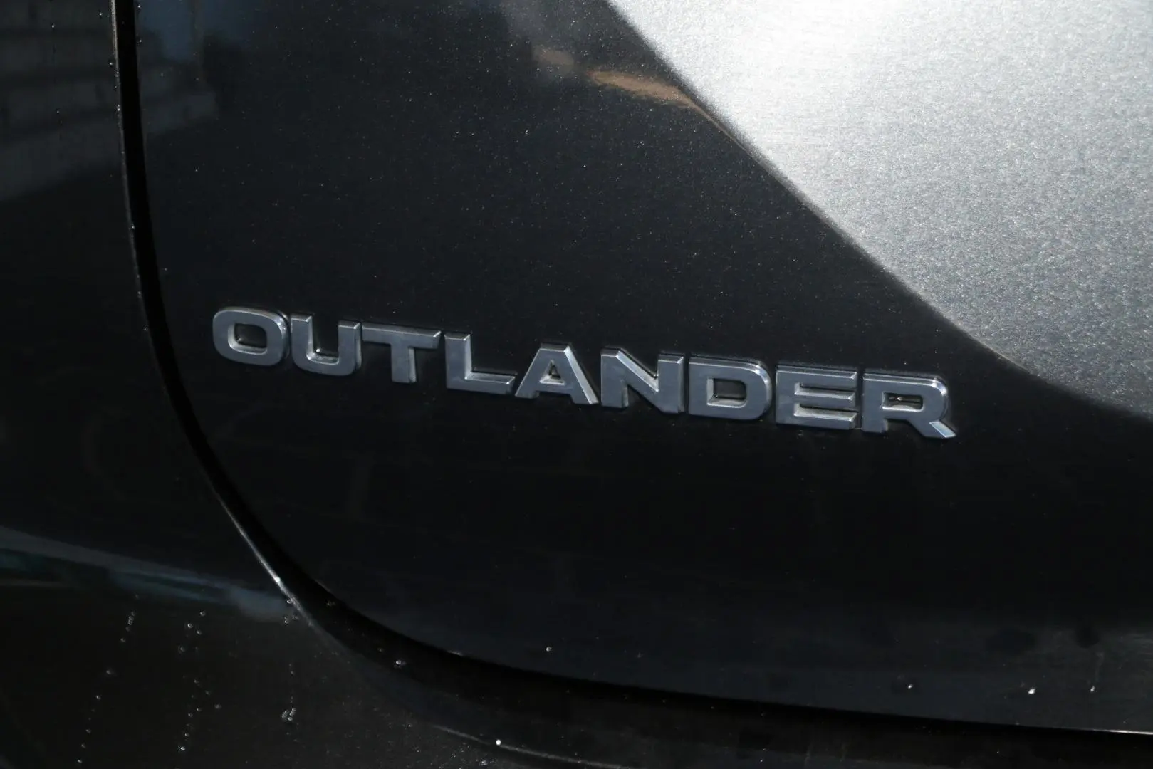 2024 Mitsubishi Outlander Gallery Image 21