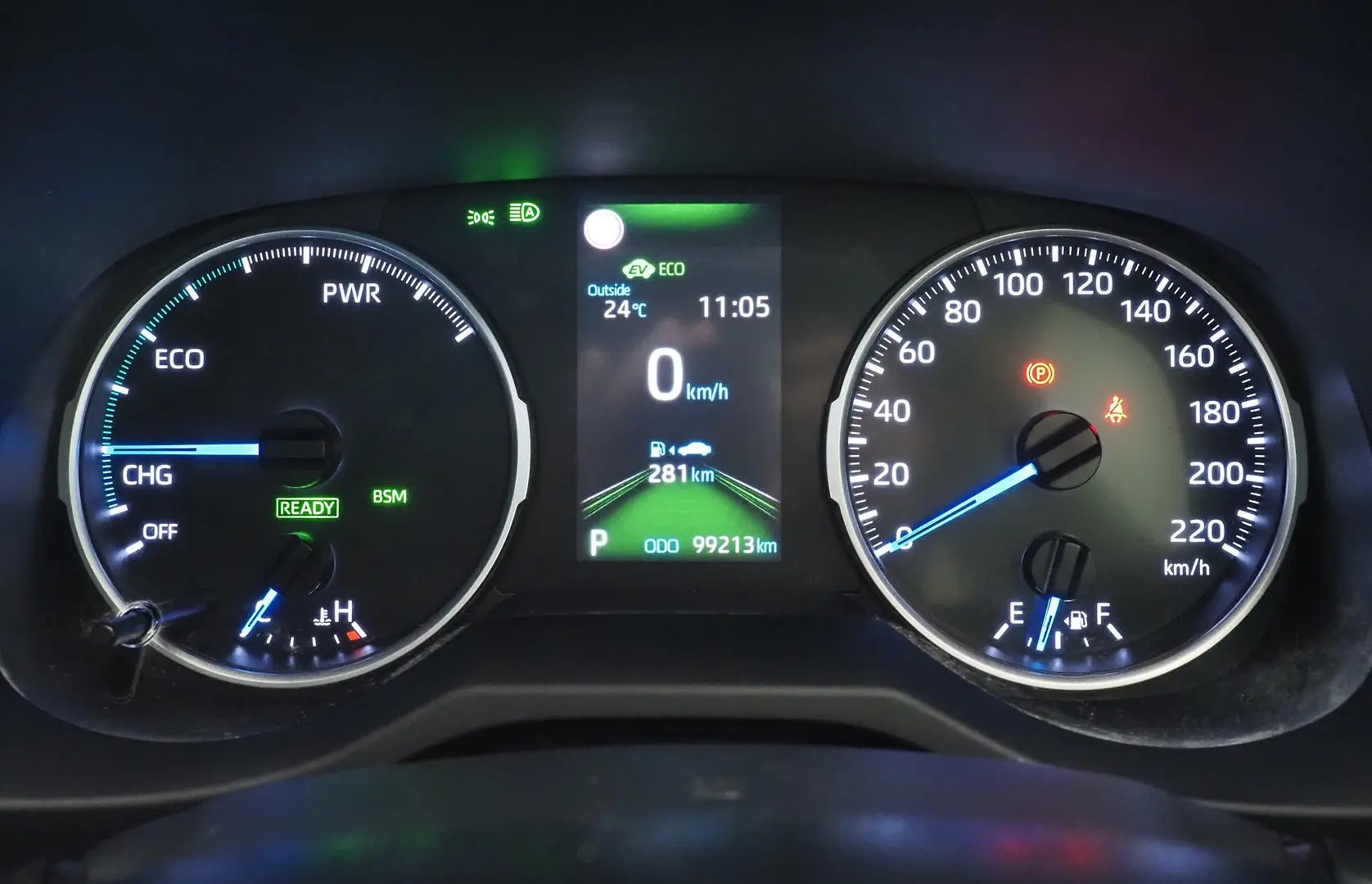 2020 Toyota RAV4 Gallery Image 18