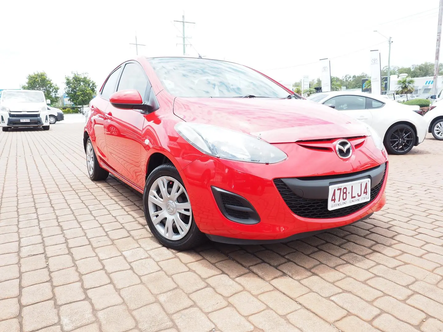 2013 Mazda 2 Gallery Image 1