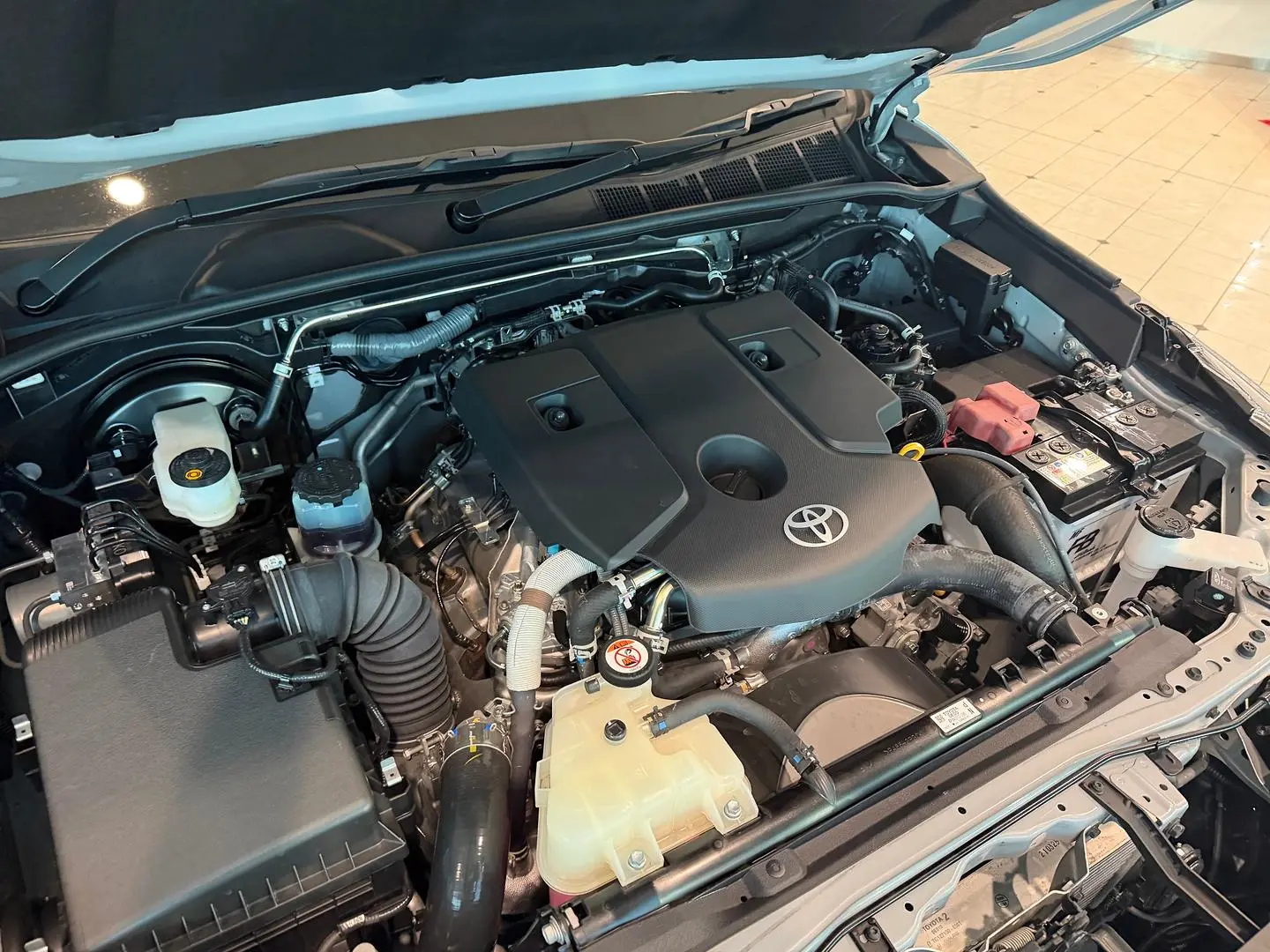 2025 Toyota Hilux Gallery Image 5
