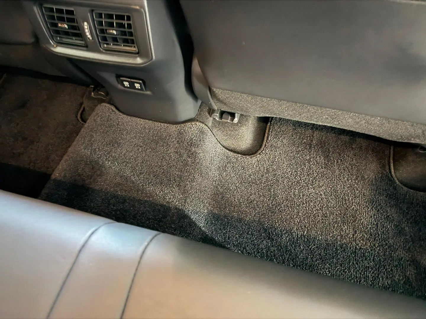 2022 Toyota RAV4 Gallery Image 12