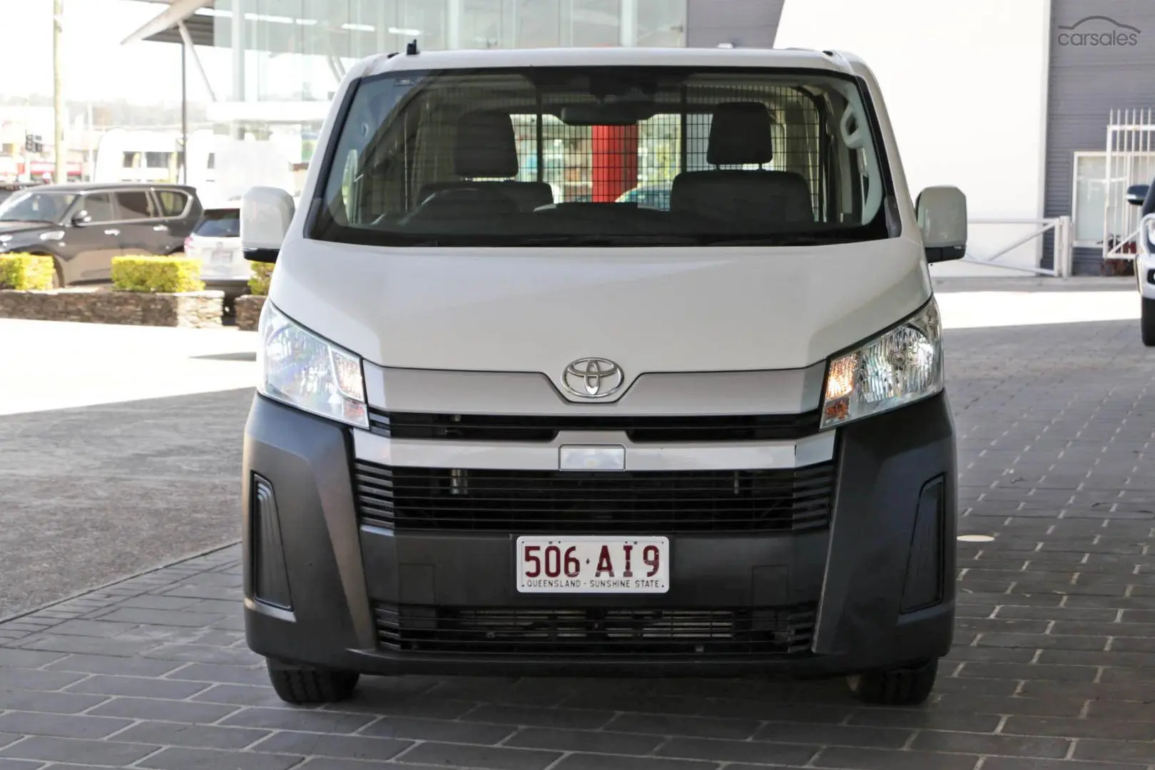 2020 Toyota Hiace Image 5