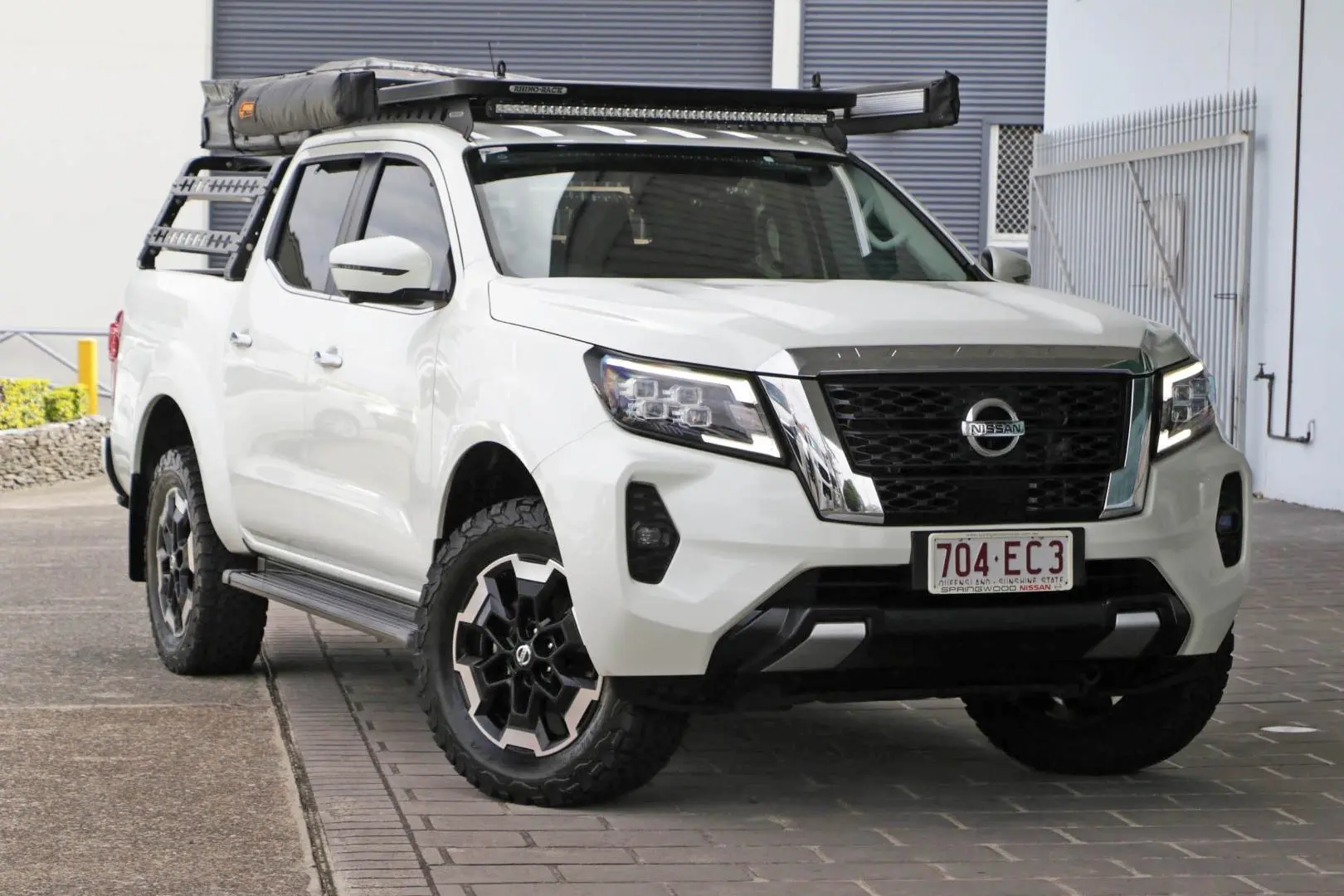 2022 Nissan Navara Gallery Image 1